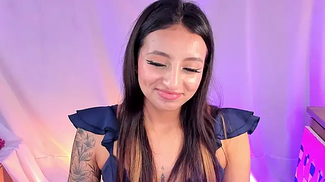 adelarangel online show from February 7, 2025, 10:20 pm