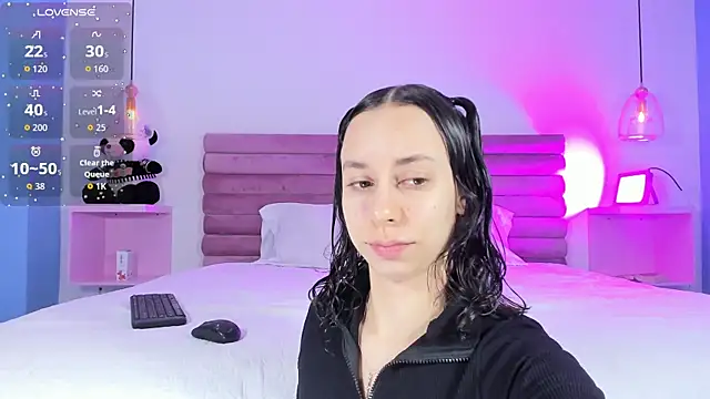 AbyCooper online show from September 29, 2025, 5:51 pm