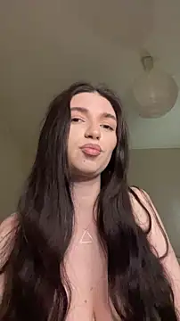 Snapshot of AdellaLoveX chatting on May 25, 2026, 4:46 pm AdellaLoveX online show from May 25, 2026, 4:46 pm