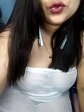 Hottyalia online show from February 7, 2025, 9:37 pm