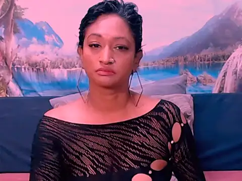 Snapshot of indianspicey chatting on January 15, 2025, 4:43 pm indianspicey online show from January 15, 2025, 4:43 pm