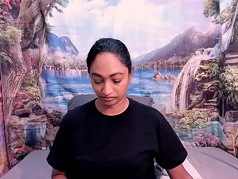 Snapshot of indianspicey chatting on November 15, 2025, 5:38 am indianspicey online show from November 15, 2025, 5:38 am