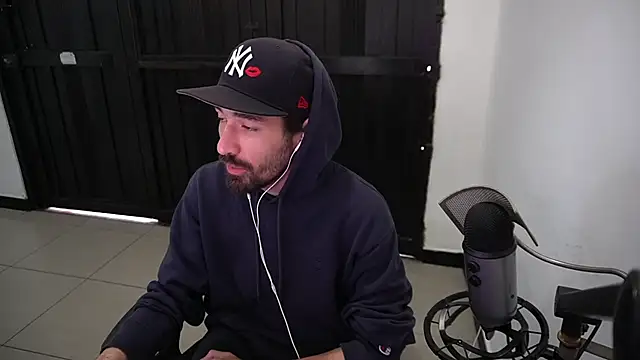 Your Ice cream online show from December 23, 2024, 1:03 pm