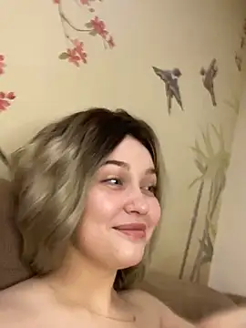 KikiWatson online show from December 13, 2024, 7:15 am