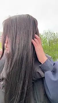 KikiWatson online show from April 18, 2026, 7:23 am