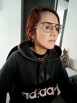 your red rose  online show from January 13, 2025, 7:31 pm