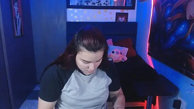 Snapshot of Nika_1_ chatting on January 10, 2025, 12:59 am Nika 1 online show from January 10, 2025, 12:59 am