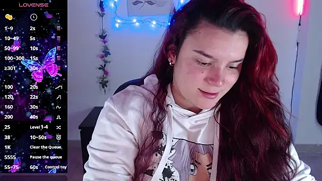 Snapshot of Nika_1_ chatting on February 4, 2025, 10:02 pm Nika 1 online show from February 4, 2025, 10:02 pm