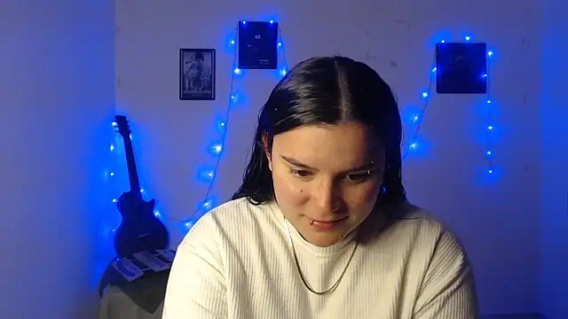 Snapshot of Nika_1_ chatting on September 18, 2025, 8:11 pm Nika 1 online show from September 18, 2025, 8:11 pm