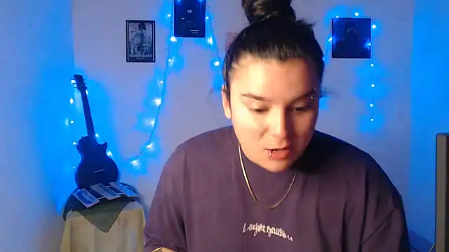 Snapshot of Nika_1_ chatting on September 20, 2025, 6:53 pm Nika 1 online show from September 20, 2025, 6:53 pm