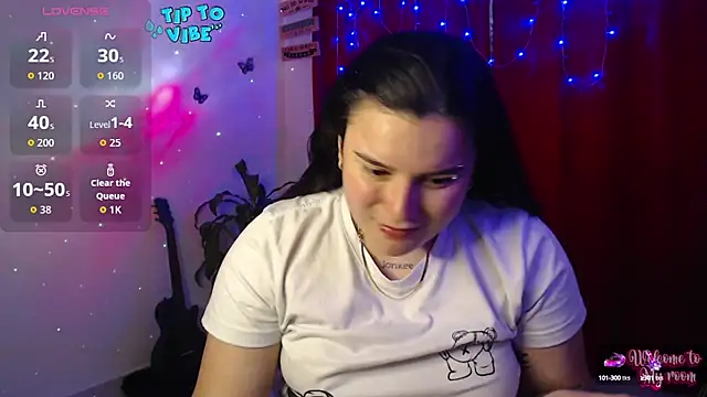 Snapshot of Nika_1_ chatting on September 25, 2025, 10:13 pm Nika 1 online show from September 25, 2025, 10:13 pm