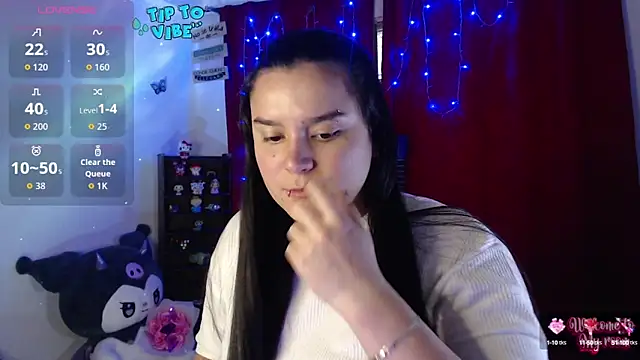 Snapshot of Nika_1_ chatting on October 18, 2025, 5:25 pm Nika 1 online show from October 18, 2025, 5:25 pm