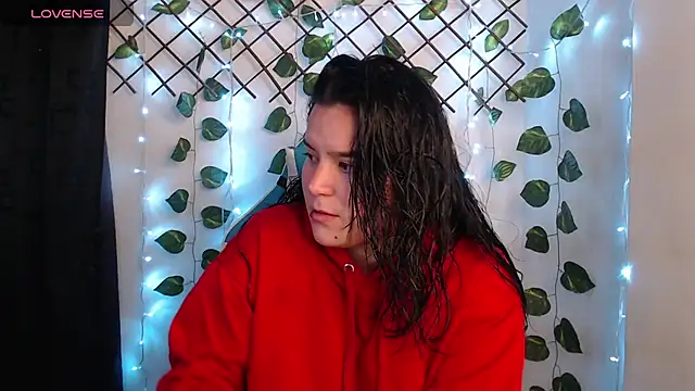 Nika 1  online show from April 22, 2026, 11:39 pm