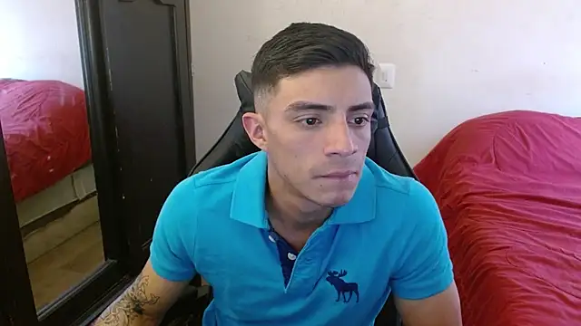 kv   xxx  online show from October 3, 2025, 5:32 pm