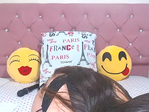 sharonbrown28 online show from December 6, 2024, 9:57 pm