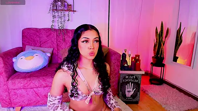 Sara Jhonson online show from April 13, 2026, 10:48 pm