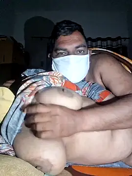 Snapshot of menakshiiikaur chatting on March 8, 2025, 12:00 am menakshiiikaur online show from March 8, 2025, 12:00 am