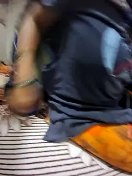 Snapshot of menakshiiikaur chatting on November 23, 2025, 2:06 pm menakshiiikaur online show from November 23, 2025, 2:06 pm