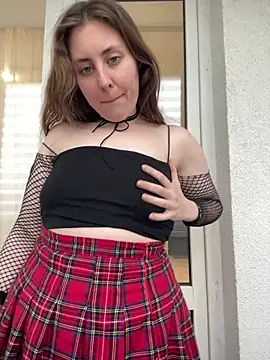 Topvi  online show from April 19, 2026, 3:00 pm