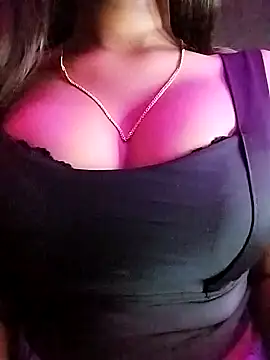 Esha Babyy online show from January 3, 2025, 4:37 pm