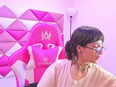 Danny Face online show from November 10, 2025, 2:05 pm