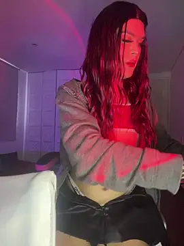 Mia Frank  online show from February 14, 2025, 8:05 pm