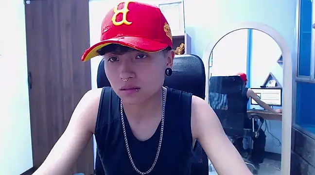 Im Mathias online show from December 3, 2024, 10:07 pm