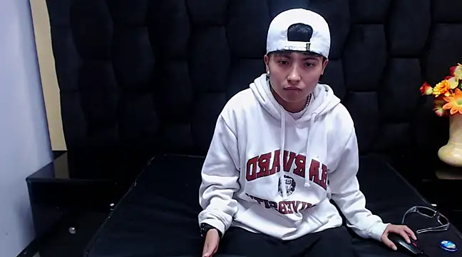 Im Mathias online show from December 27, 2024, 2:36 am