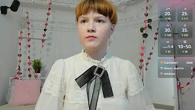 Snapshot of DreamyLuna chatting on January 20, 2025, 12:04 am DreamyLuna online show from January 20, 2025, 12:04 am