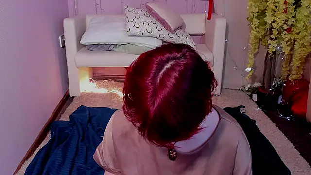 Snapshot of DreamyLuna chatting on March 2, 2025, 8:40 pm DreamyLuna online show from March 2, 2025, 8:40 pm