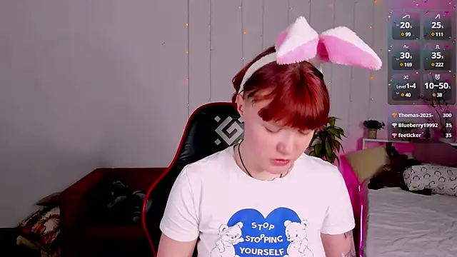 Snapshot of DreamyLuna chatting on March 20, 2025, 3:34 am DreamyLuna online show from March 20, 2025, 3:34 am