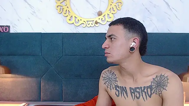 Snapshot of salome_daniel chatting on October 14, 2025, 7:47 pm salome daniel online show from October 14, 2025, 7:47 pm