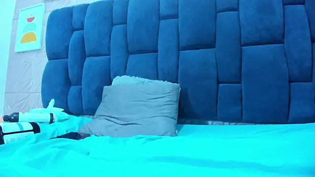 Melody Megann online show from March 14, 2025, 10:16 pm