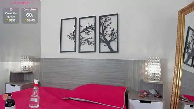 AmaraVelez online show from January 30, 2025, 5:39 pm