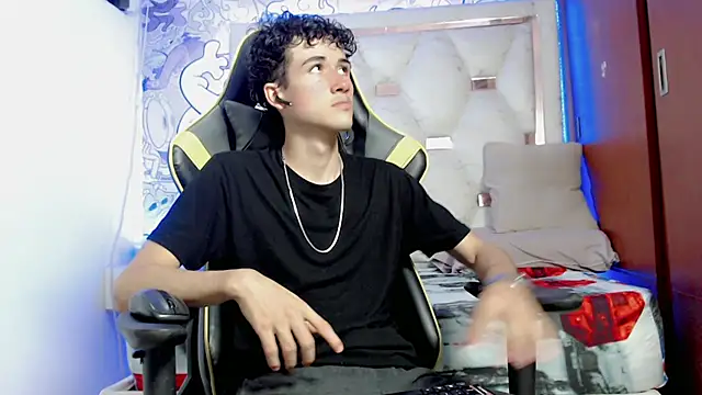 johnny cagee online show from October 10, 2025, 4:44 am