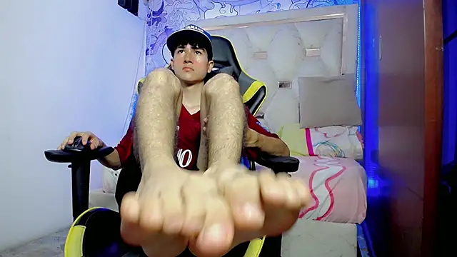 johnny cagee online show from November 26, 2025, 4:24 am