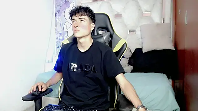 johnny cagee online show from January 6, 2026, 4:05 am