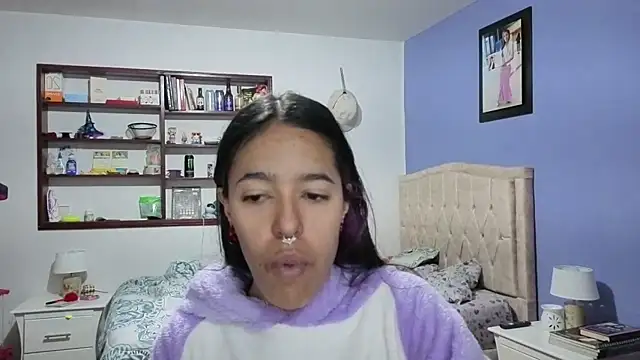 stephania t online show from February 17, 2026, 2:35 pm