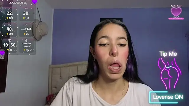 Snapshot of stephania_t chatting on May 25, 2026, 5:08 pm stephania t online show from May 25, 2026, 5:08 pm