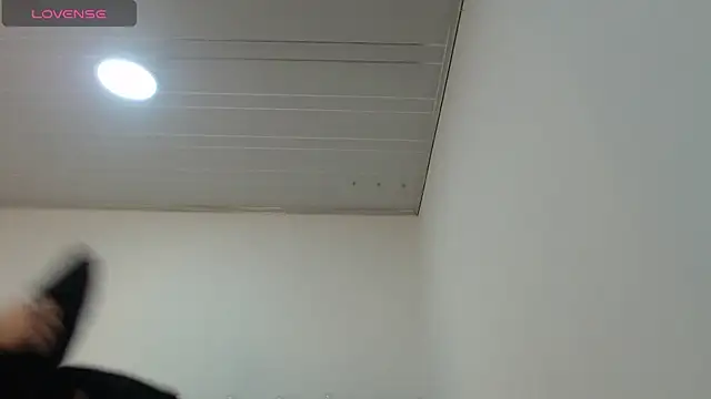 julz 03 online show from December 24, 2024, 2:33 pm