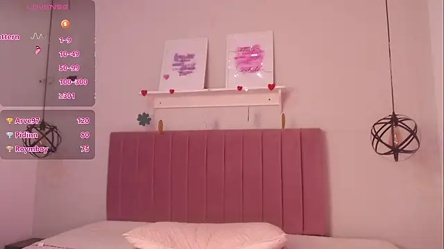 julz 03 online show from March 22, 2025, 2:16 am