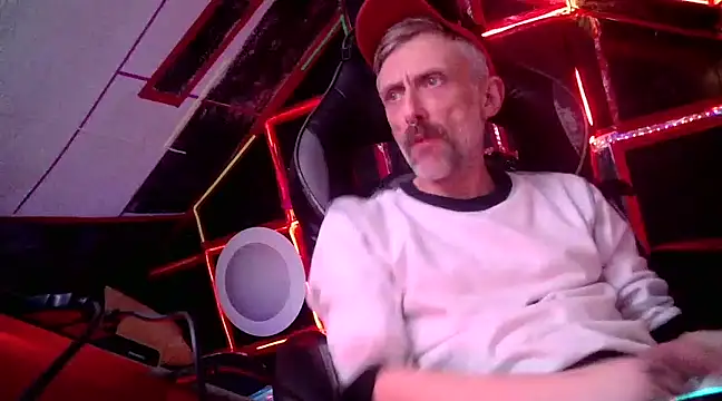 unclestefansdick online show from December 31, 2024, 12:57 pm