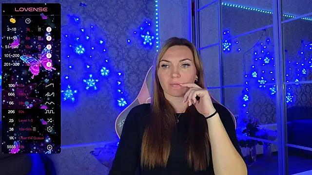 -DIVORA- online show from January 17, 2025, 7:38 pm