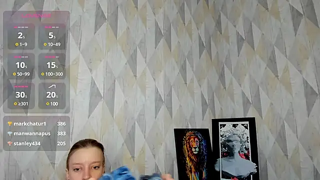 Michelle Blond online show from February 16, 2025, 10:21 am