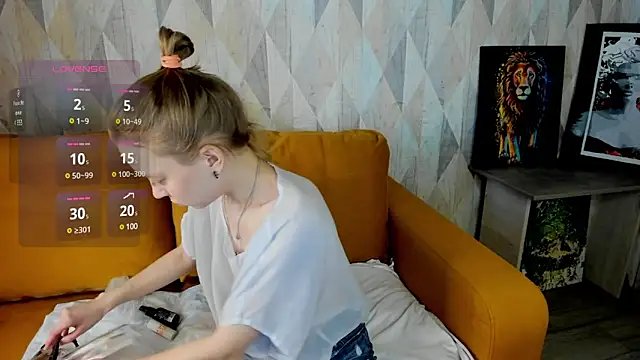 Michelle Blond online show from March 17, 2025, 7:02 am