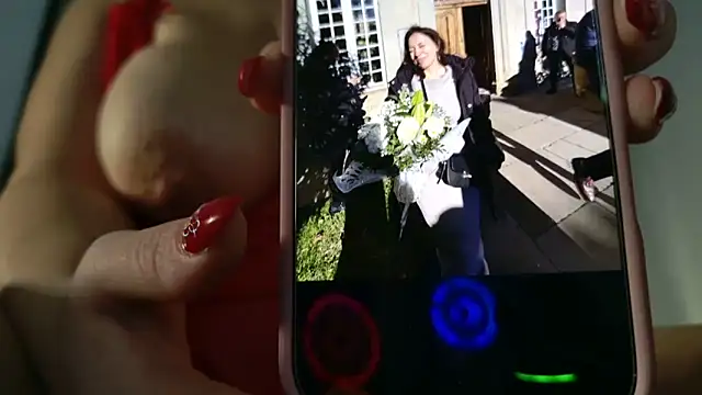 Renattasweetboobs online show from December 29, 2024, 2:31 pm