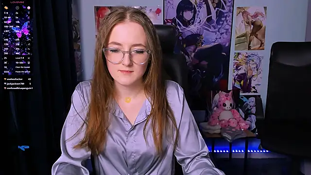 luna berryy online show from December 14, 2024, 10:50 pm