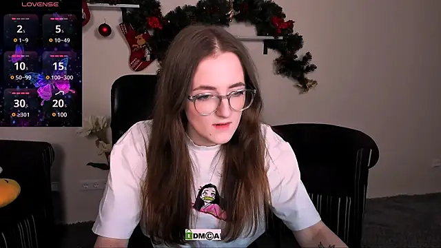 luna berryy online show from January 4, 2025, 2:35 am