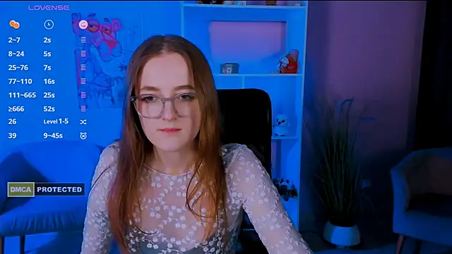 luna berryy online show from January 5, 2025, 2:38 am