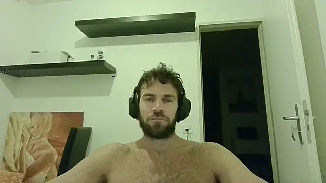 alpha-hunk online show from October 12, 2025, 7:46 pm